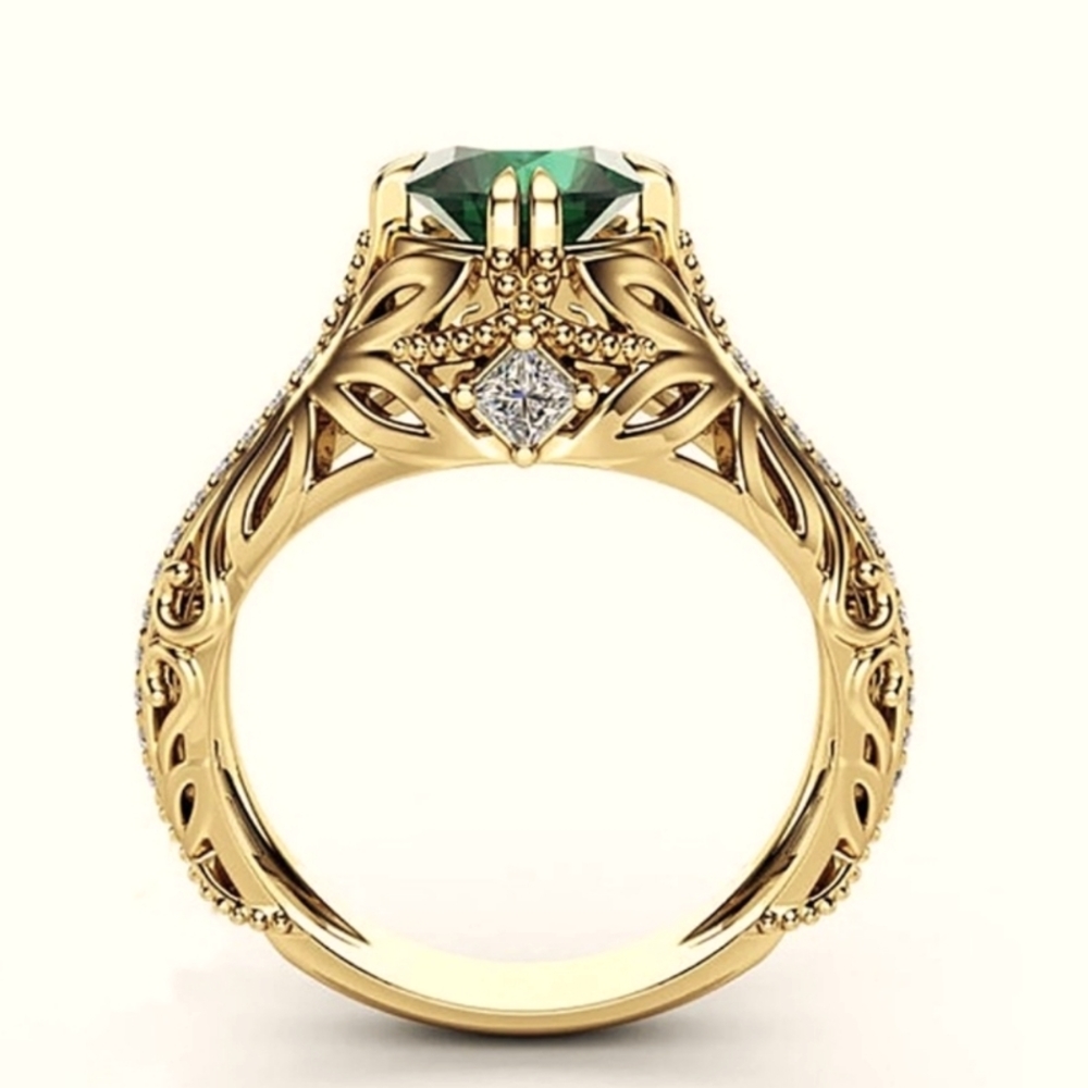 NWT Women 14k Gold Plated Simulated Emerald Ring Size 8 - Picture 3 of 4
